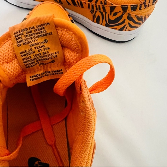 Nike Dunk Low Next Nature PS 1Y Kumquat Tiger Stripes DZ5633-800 EUC In Box - Picture 7 of 11